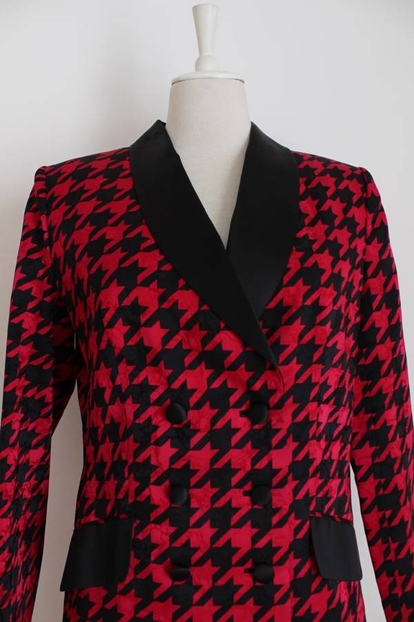 *FLASH SALE - 50% OFF!* VINTAGE HAND TAILORED SILK HOUNDSTOOTH CHECK TWO PIECE SUIT - SIZE 12