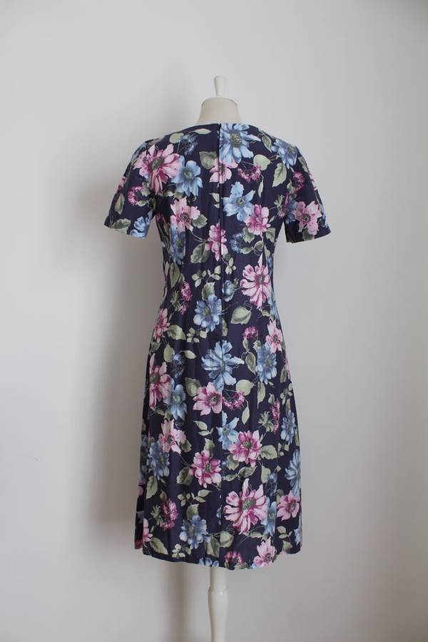 VINTAGE FLORAL BLUE PINK SHIFT DAY DRESS - SIZE 12