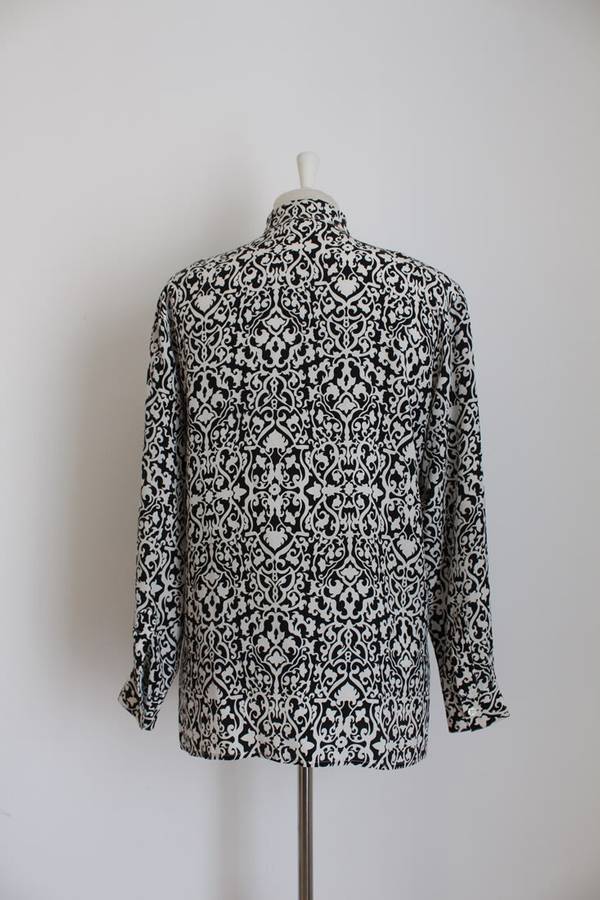 100% SILK VINTAGE DAMASK BLACK WHITE PRINT BLOUSE SHIRT TOP - SIZE S