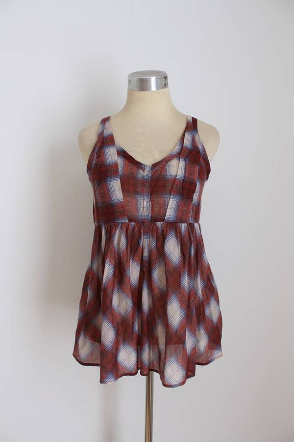 *COUNTRY ROAD* DESIGNER PLAID CHECK RED SILK TOP BLOUSE - SIZE S