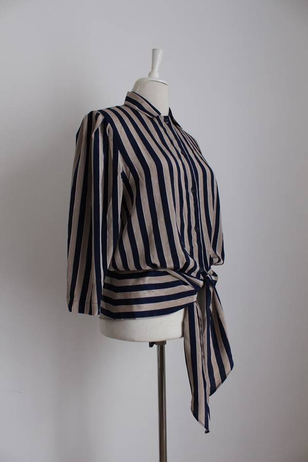 VINTAGE STRIPE NAVY TIE FRONT SHIRT TOP BLOUSE - SIZE 10/ 12