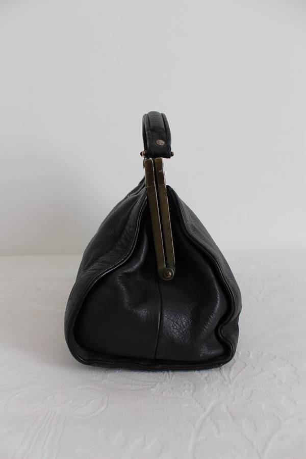 VINTAGE GENUINE LEATHER BLACK DOCTORS STYLE BAG HANDBAG