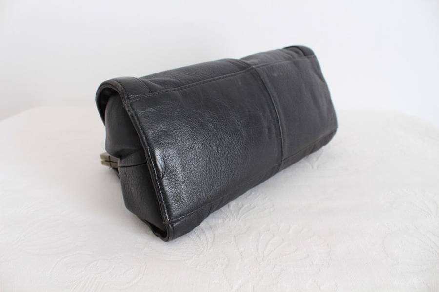 VINTAGE GENUINE LEATHER BLACK DOCTORS STYLE BAG HANDBAG