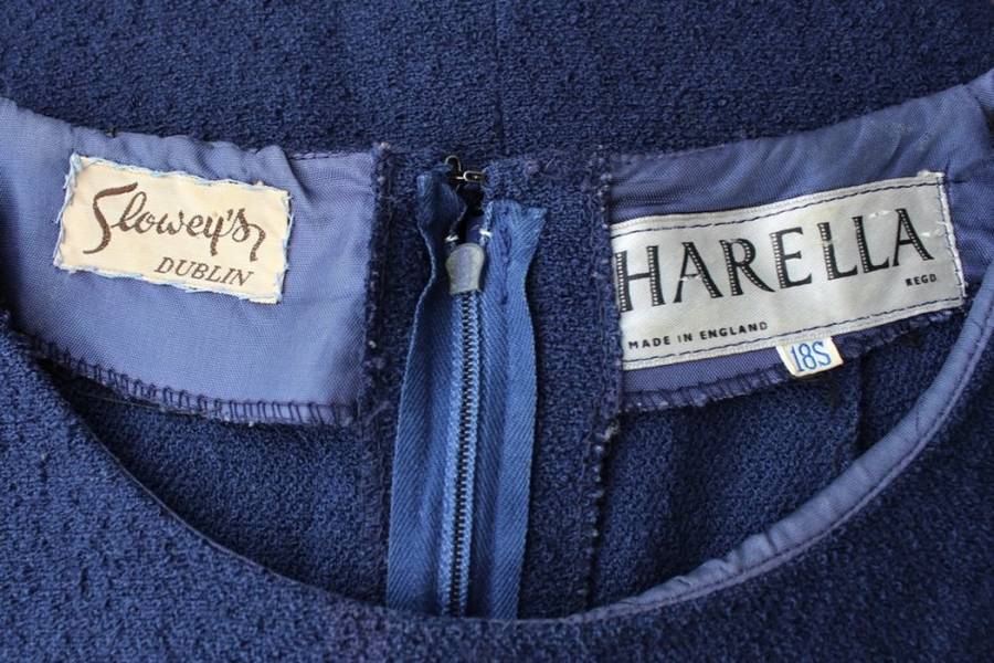 VINTAGE WOOL NAVY BLUE SHIFT DRESS - MADE IN ENGLAND - SIZE 16