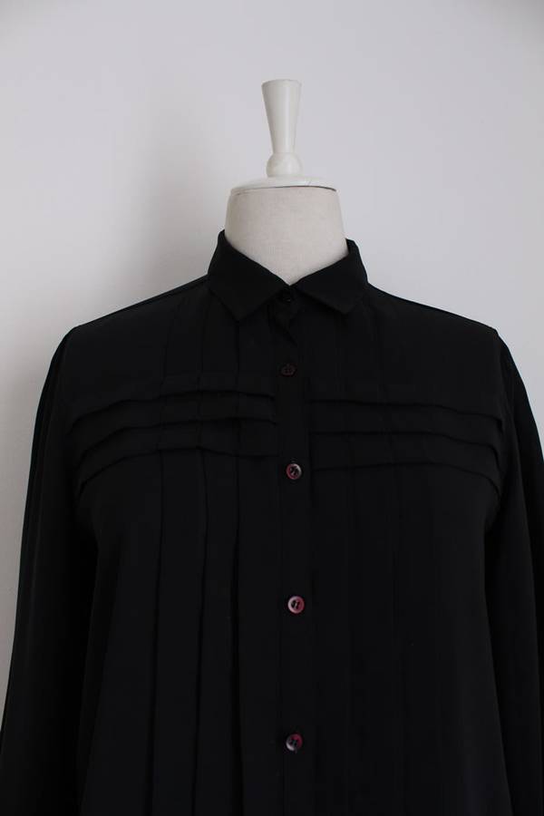 VINTAGE PLEATED BLACK SHIRT BLOUSE TOP - SIZE 12