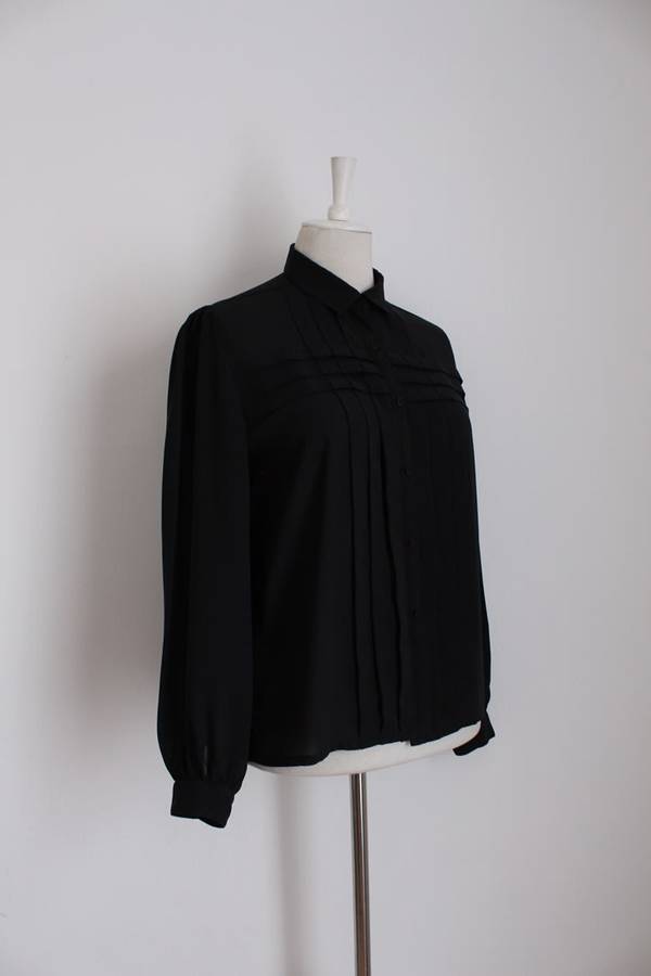 VINTAGE PLEATED BLACK SHIRT BLOUSE TOP - SIZE 12