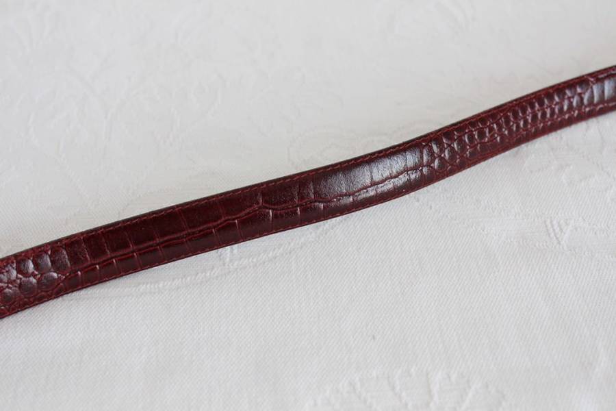 VINTAGE CROC PRINT GENUINE LEATHER RED SKINNY BELT