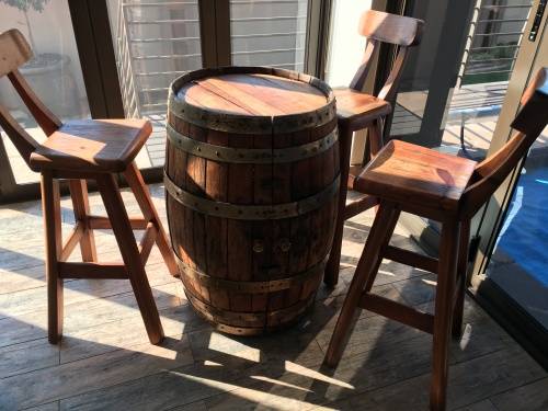 Barrel Vat Table and Portable Bar with Chairs