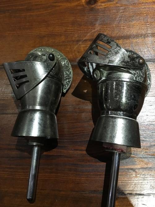 Knights Todd Pourers