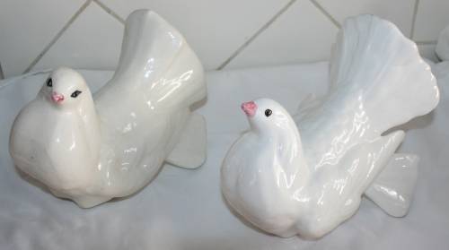 TWO MAGNIFICENT WHITE FAN TYLE PORCELAIN/CERAMIC DOVES