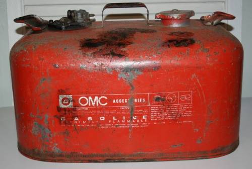 A FANTASTIC GASOLINE OMC ACCESSORIES CAN