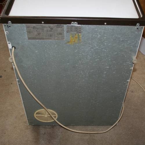 WOW - KELVINATOR 320 DUMBLE DRYER BEEN TOLD ONLY BEEN USED ONES LOOK BRAND NEW IN WORKING CONDITION