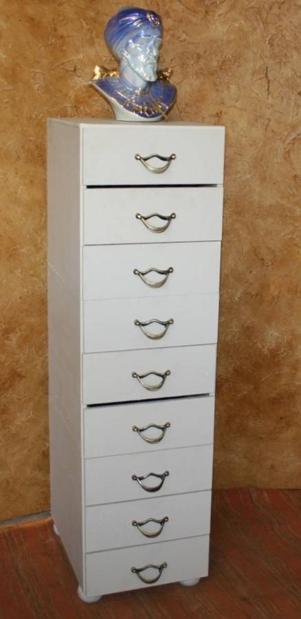 A FANTASTIC 9 DRAWER - PAINTED CHEST OF DRAWERS - EXTRA STORAGE ALWYS GOOD!!!
