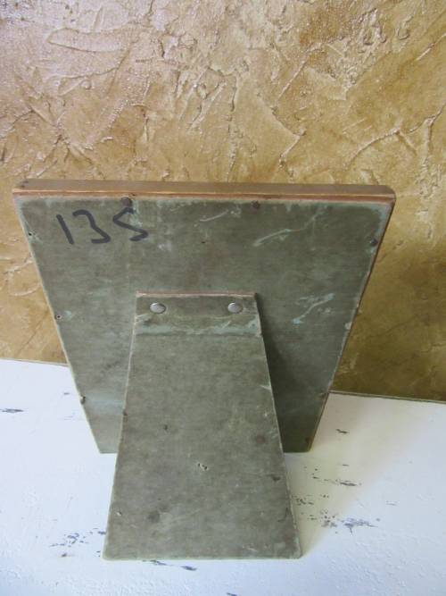 A  MARVELOUS VINAGE WOODEN PICTURE FRAME - FOR THAT SPECIAL PICTURE OR PAINTING