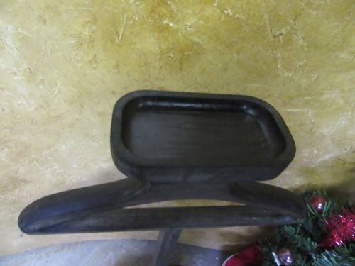 A BEAUTIFUL VINTAGE SOLID WOODEN "DUMB VALET" CLOTHING STAND
