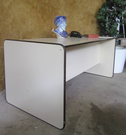 A FANTASTIC VINTAGE DESK - FOR THE OFFICE GARAGE OR USE IT FOR TABLE ON THE PATIO