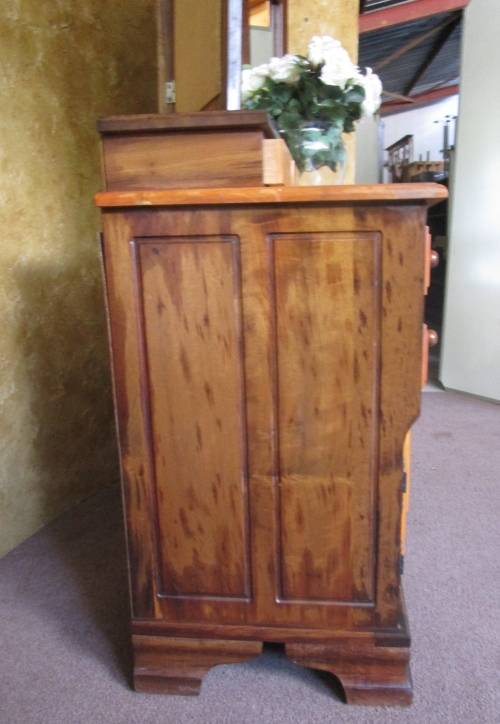 AN EXQUISITE DETAILED SOLID YELLOW WOOD & IMBUIA DRESSING TABLE w 3 DRAWERS, 2 CUPBOARDS & 3 MIRRORS
