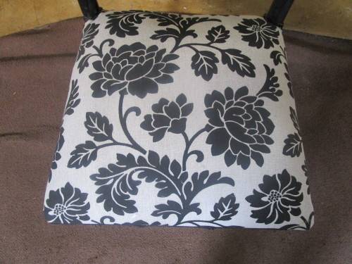 SPECTACULAR DESIGNER CHAIRS THAT SURE WILL MAKE STATEMENT NEWLY UPHOLSTERED
