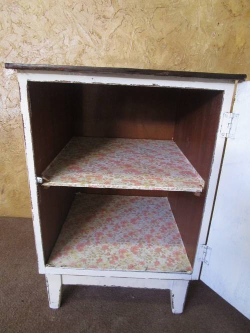 A VERY TRENDY SHABBY CHIC BEDSIDE CABINET WITH ONE DRAWER WORN OVER THE AGES