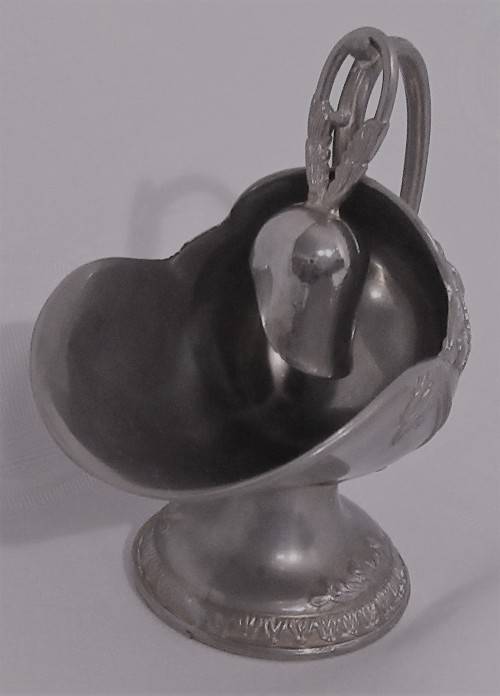 A SUPERB Vintage Silver Plate Scuttle Sugar Cube Bowl Scoop Set with a Floral Etching