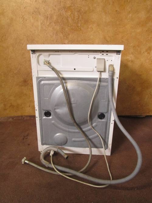 AEG Ö KO-LAVAMAT 625 Washing Machine, in good condition. Front loader takes 5 -7 kgs TESTED AND WORK