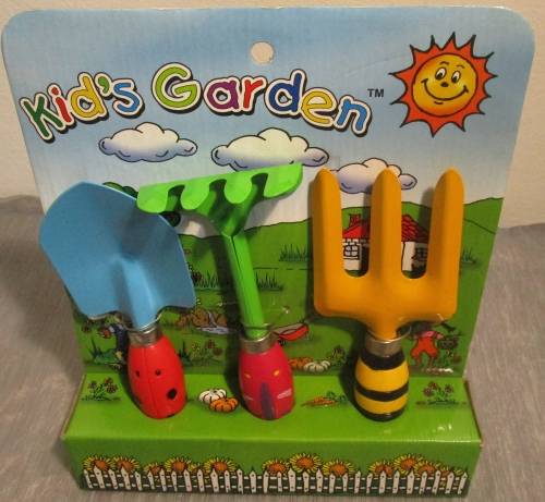 COLORFUL CUTE & DURABLE A SET OF KIDS GARDEN TOOLS NEW IN THE BOX