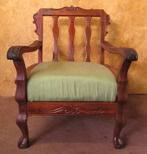 A MARVELOUS SINGLE SEATER SOLID IMBUIA COUCH/CHAIR MANUFACTURED BY STRONGBOW JHB
