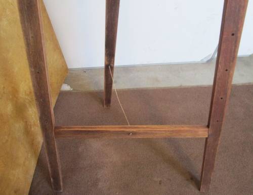 A MARVELOUS SOLID WOOD VINTAGE ESEL  - STUNNING HOME DECOR - OR USE FOR YOUR PAINTING