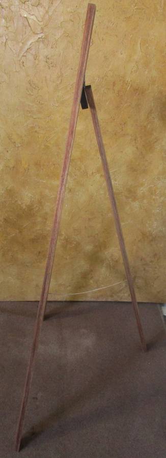 A MARVELOUS SOLID WOOD VINTAGE ESEL  - STUNNING HOME DECOR - OR USE FOR YOUR PAINTING