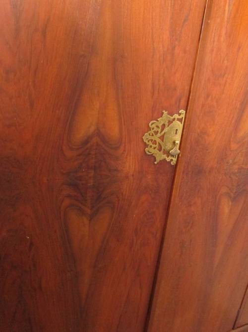 A MARVELOUS LARGE VINTAGE 3 DOOR WARDROBE LOVE THE DETAIL ON THE DOORS - SUPPLIED BY BLOOMS FURNITUR