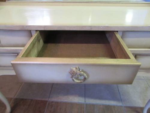 A MARVELOUS VINTAGE HARMAN & KEPLER STYLE LARGE DRESSING TABLE