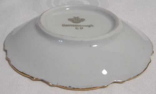 A collectable vintage gainsborough decorative plate