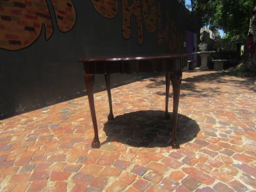Rare Find Round Ball & Claw Four Seater Table
