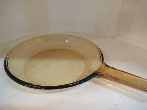 Retro Vision glass pan made in France