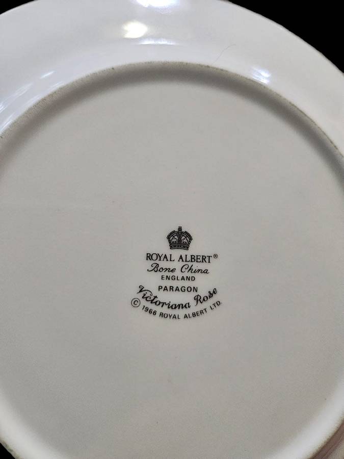 Royal Albert Victoriana Rose Trio