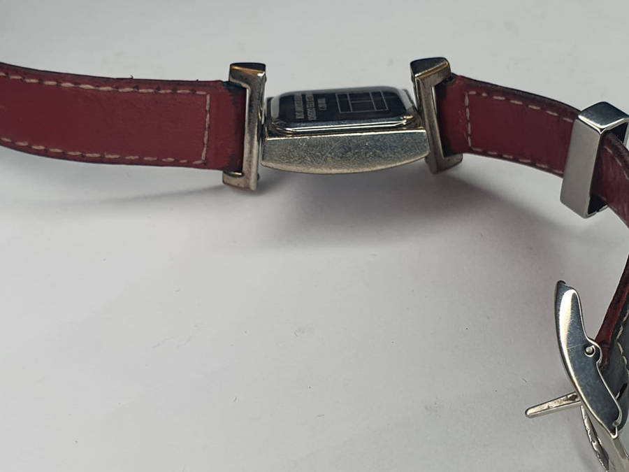 Vintage Hilfiger Ladies Watch T00187.1.