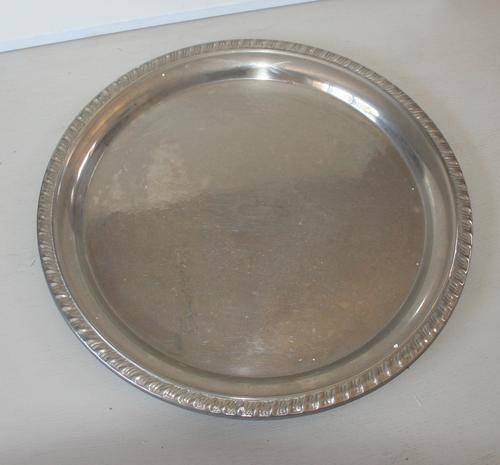 BEAUTIFUL SILVER METAL TRAY,  FANTASTIC DETAIL ON THE EDGES