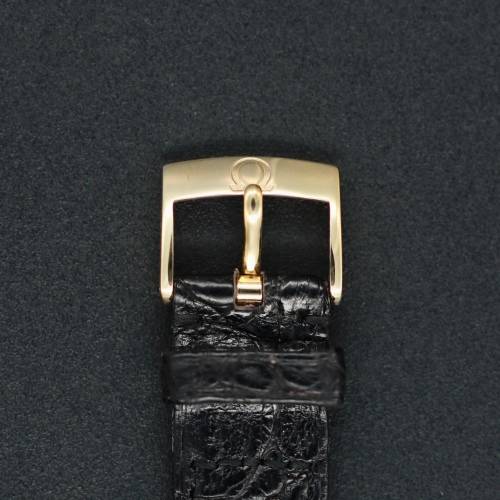 18ct Gold Omega Quartz Dress Watch with Box and Papers