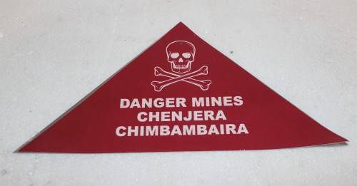 Rhodesian Mukunbura / Victoria Falls/ Deka /  Mine Field Signs