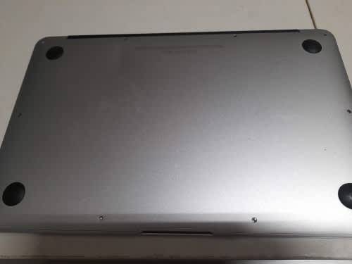 **MONTH END MADNESS*APPLE MAC BOOK AIR A1465,NO CHARGER NOT SURE SPECS***