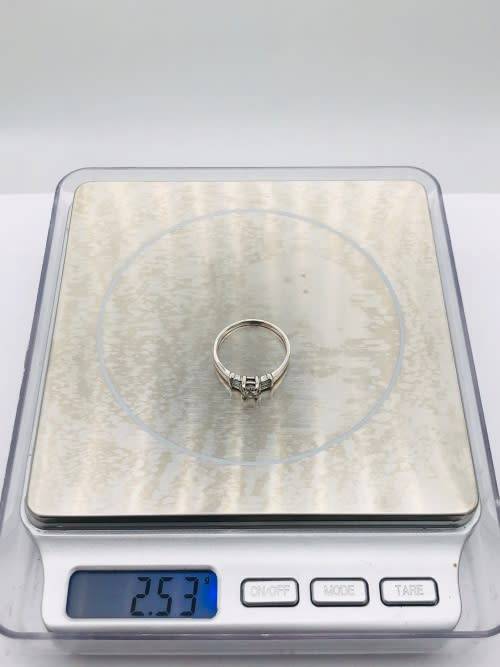 *DIAMOND TRINITY RING!*(RETAIL 14500)* R1 BIDS