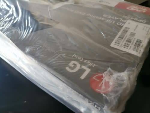 *BRAND NEW SEALED*LG DP842H HDMI DVD PLAYER IN BOX WITH REMOTE AND ACCESSORIES**R1200 RETAIL*