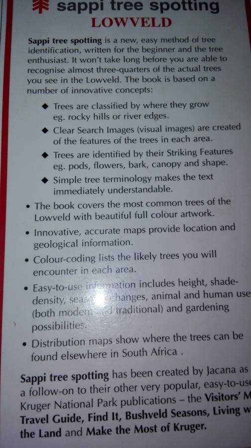 SAPPI TREE SPOTTING  LOWVELD  Tree Identification Made Easy Jacana ( signed by Illustrator )   )
