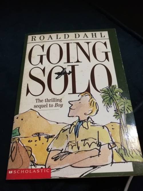 Bundle of SIX ROALD DAHL Books  for Children