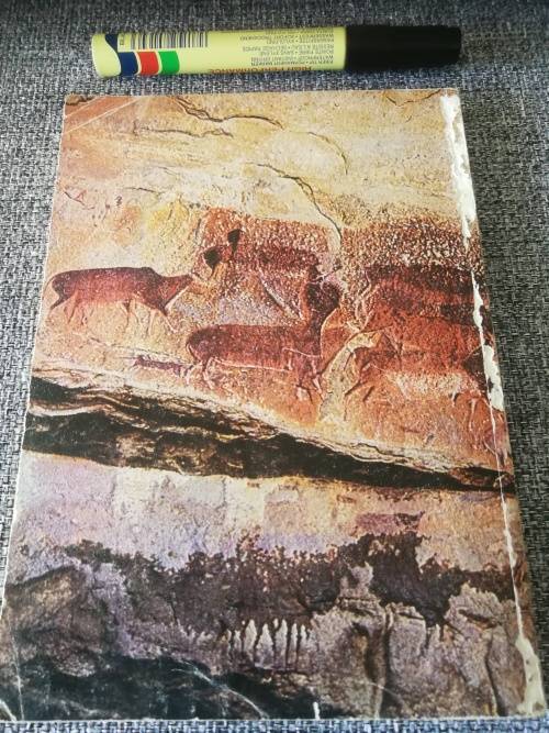 The DRAKENSBERG BUSHMEN and their ART With a Guide to the Painting Sites A R WILLCOX