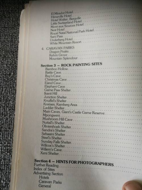 The DRAKENSBERG BUSHMEN and their ART With a Guide to the Painting Sites A R WILLCOX