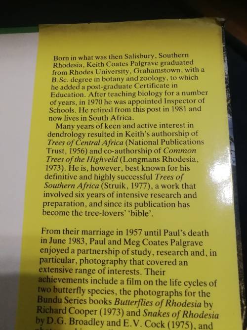 EVERYONE`S GUIDE TO TREES of SOUTH AFRICA KEITH PAUL and MEG COATES PALGRAVE
