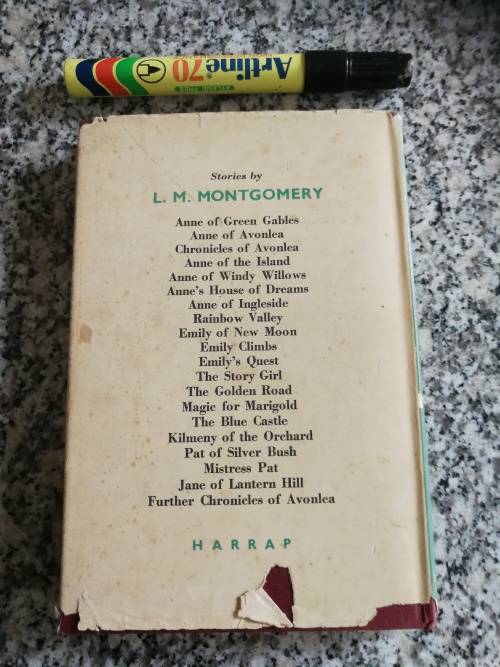 THE STORY OF L M MONTGOMERY Author of Anne of Green Gables HILDA M RIDLEY