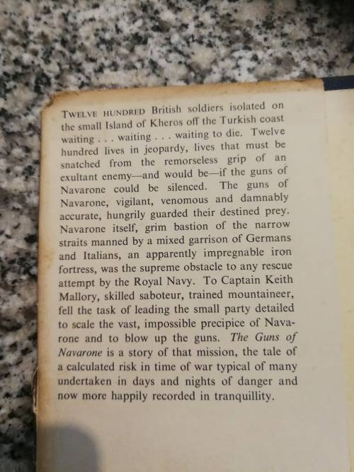 THE GUNS OF NAVARONE ALISTAIR MacLEAN ( First Edition )