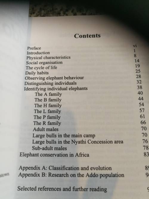 A FIELD GUIDE TO THE ADDO ELEPHANTS ANNA WHITEHOUSE PAT IRWIN & KATIE GOUGH  wildlife game reserve )